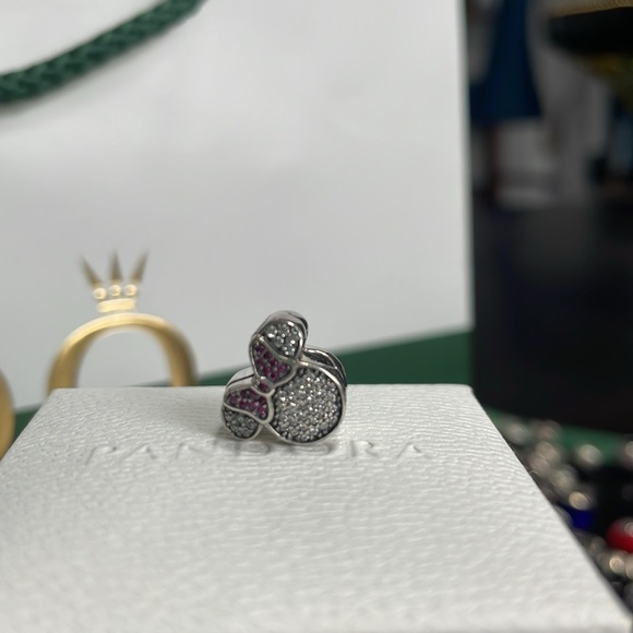 Authentic Pandora Disney Minnie Mouse Pavé Clip Charm - Picture 3 of 7